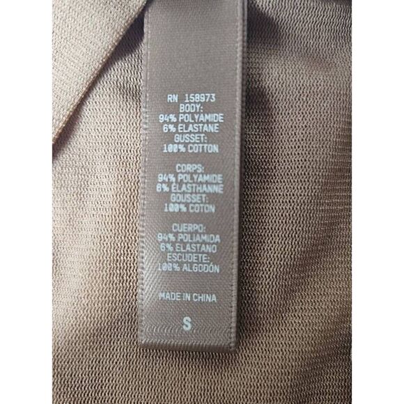 Skims hi cut panty Nwt - Picture 4 of 9